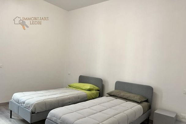 BORGO VENEZIA - VR - POSTI LETTO O STANZE IN APPARTAMENTO RISTRUTTURATO - Photo 1