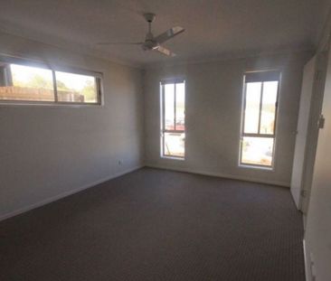 Four Bedroom Family Home with Multiple Living Areas! - Photo 2