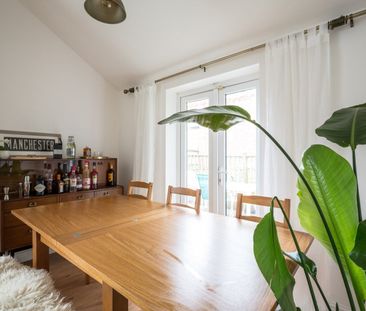 Room in a Shared House, Milton Grove, M16 - Photo 5