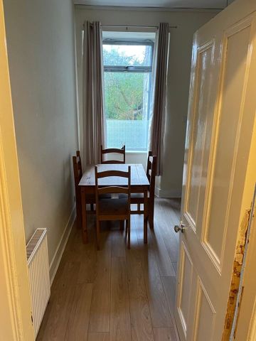 1 Bed Flat, Union Grove, AB10 - Photo 2