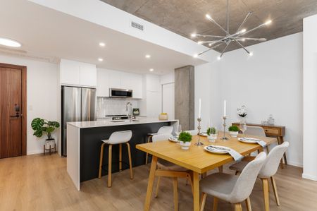 Condo for rent, Dollard-des-Ormeaux - Photo 2
