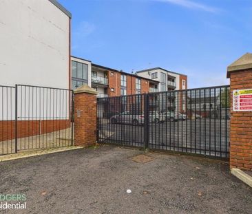 Apt 17 The Sorting Office, 10 Trillick Street, Belfast, BT5 4TD - Photo 4
