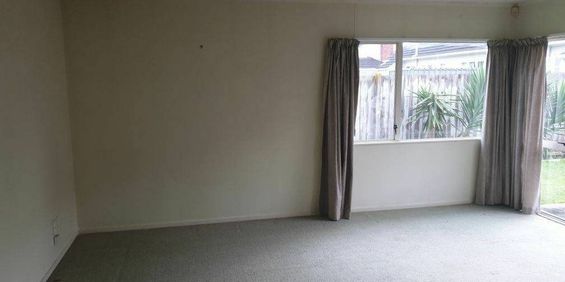 Three Bedroom in Avalon - Photo 3