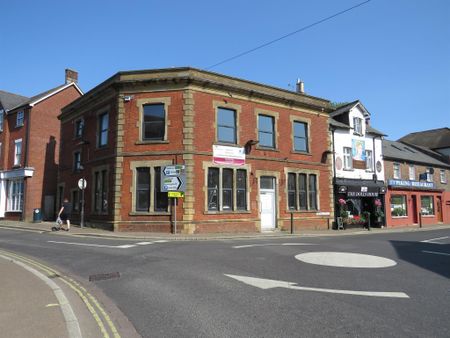 Salisbury Street, Fordingbridge - Photo 2