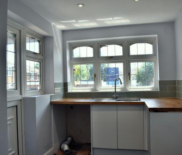 3 bedroom end of terrace house to rent - Photo 6