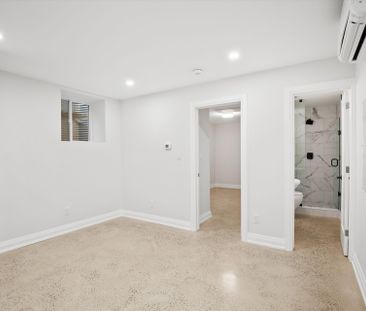 For Lease - 2563 Dundas Street Unit# #6, Toronto, Ontario - Photo 2