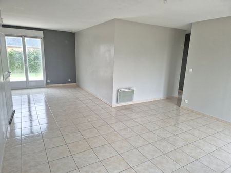 A LOUER Maison de plain pied 50160 Guilberville 4 pièce(s) 78 m2 - Photo 3