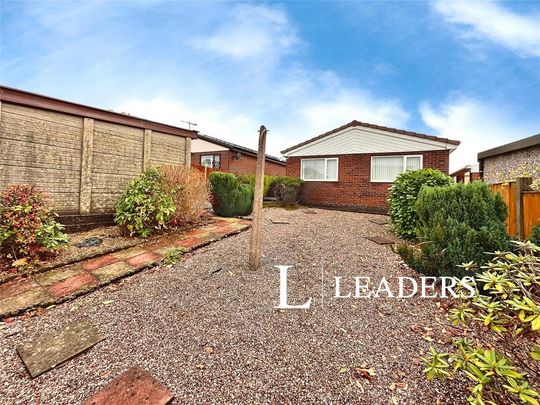 3 bedroom bungalow to rent - Photo 1