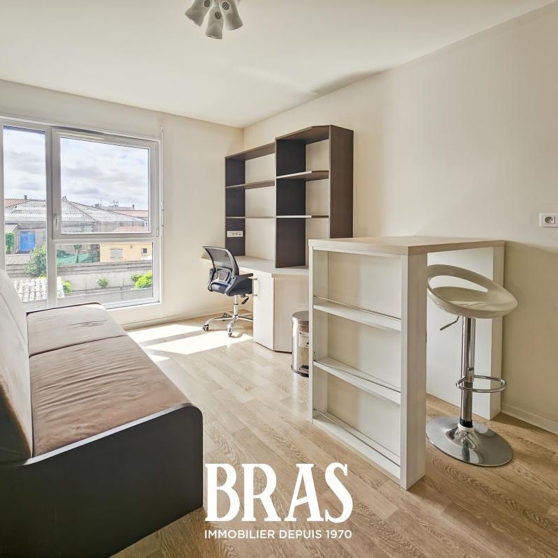 Location Appartement 1 pièce 18m² LA ROCHE SUR YON 85000 - Photo 1