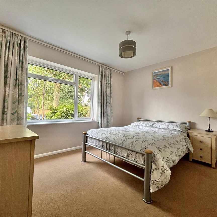 Upper Maze Hill, St. Leonards-On-Sea TN38 0LH - Photo 1