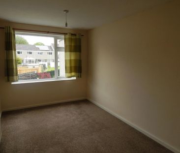 3 bedroom semi-detached house to rent - Photo 6