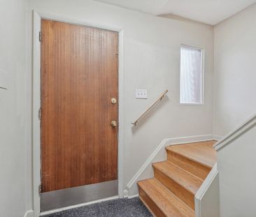For Lease - 1391 Claymor Avenue, Mooneys Bay - Carleton Heights and... - Photo 2