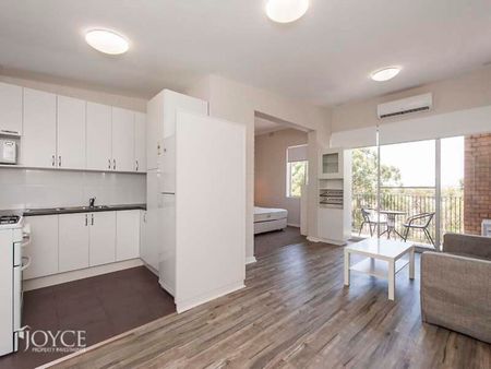 47/32 Cambridge Street, WEST LEEDERVILLE WA 6007 - Photo 2