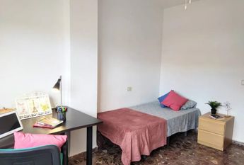 Carrer dIbi, Paterna, Valencian Community 46989