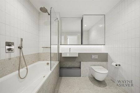 3 bedroom apartment to rent - Photo 2