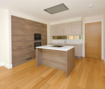 2 Bedroom Flat To Let - Photo 2