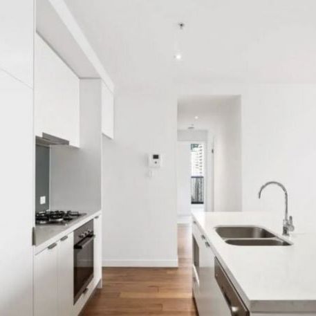 Unfurnished 2 Bedroom Apartment In Southbank - Photo 1