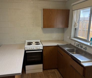 LOW MAINTENANCE LIVING! - Photo 4