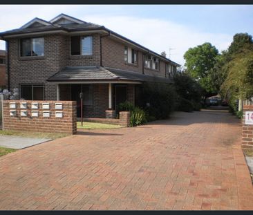 Available from 14/02/2026 New carpet,Freshly painted walls doors th... - Photo 6