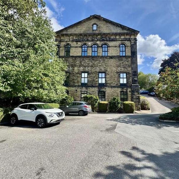 Bridge End, Rastrick, Brighouse, HD6 - Photo 1
