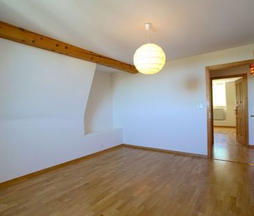 Rare and exceptional, close to the center, shops and the train station - Photo 1