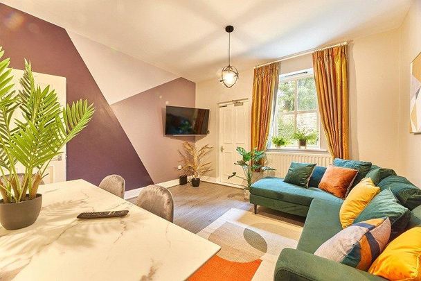 7 bedroom house to rent - Photo 1