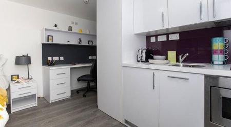 Studio to rent - Photo 5