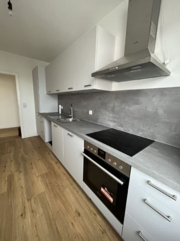 2- Raumwohnung mit Balkon und Einbauküche - Photo 4