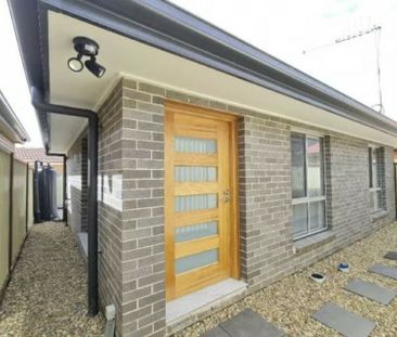 MODERN GRANNY FLAT IN BOSSLEY PARK! - Photo 2