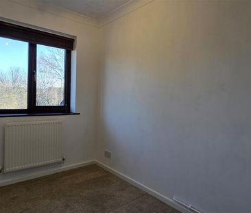 3 bedroom detached house to rent - Photo 5