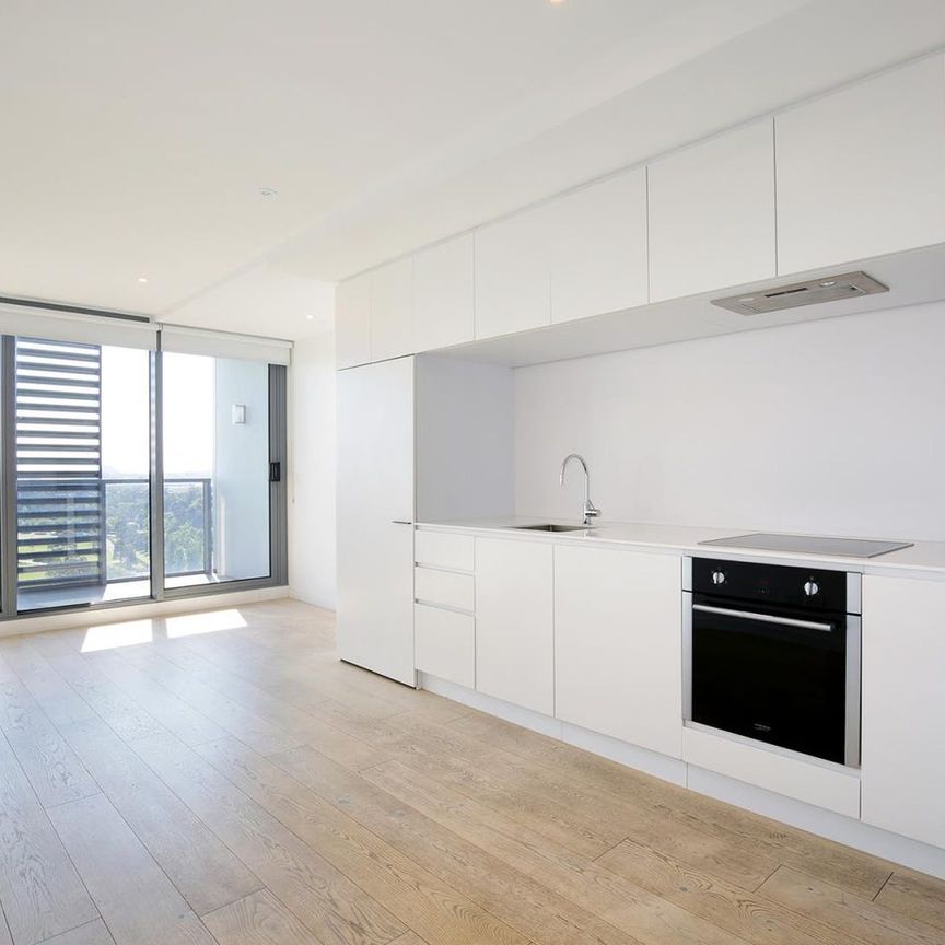 Beautiful one bedroom with spectacular view - Photo 1