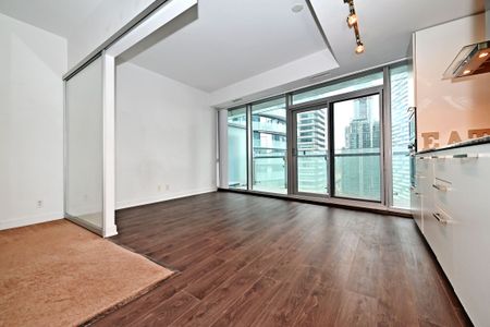 For Lease - 12 York Street Unit# 2801, Toronto, Ontario - Photo 4