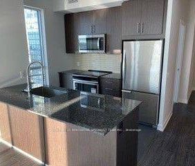 Burnhamthorpe/Confederation, Large Modern 2Bdrms & Den 2Baths. - Photo 1