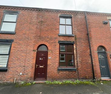 2 bedroom terraced house to rent - Photo 4