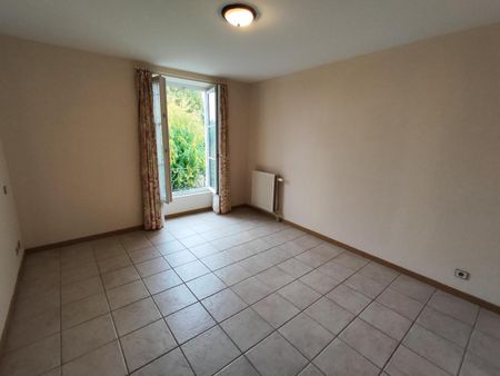 Location Appartement 4 pièces 110m² POITIERS 86000 - Photo 4