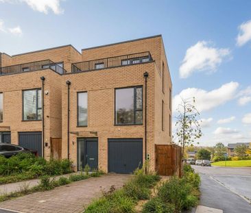 4 bedroom detached house to rent - Photo 1