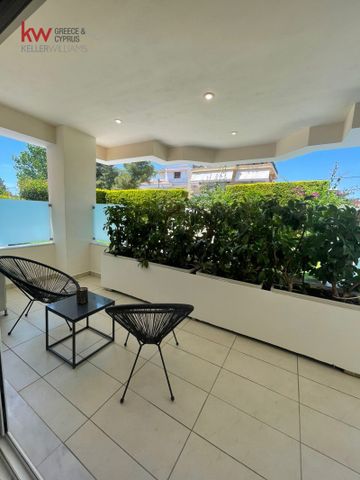 Ενοικίαση κατοικίας, 65 τ.μ., Γλυφάδα, 1.800 € - Photo 3