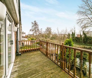 2 bedroom terraced house to rent - Photo 5