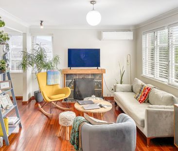 Three bedroom home! - Photo 1