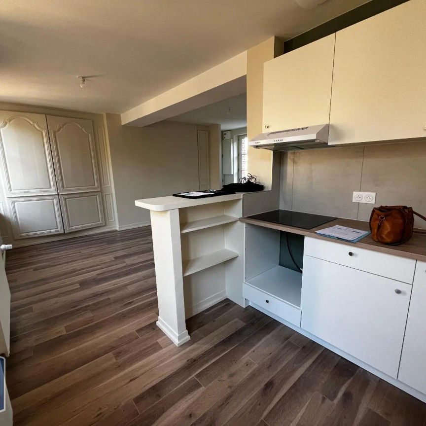 Appartement à louer 3 pièces 55.3m² - Photo 1