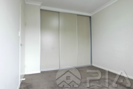 Spacious 3-Bedroom Apartment for Rent – Prime Location in Westmead - Photo 4