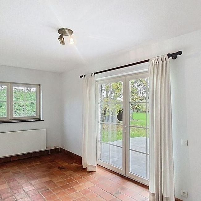 Villa te huur in Duisburg voor € 2.800 met 4 slaapkamers - Photo 1