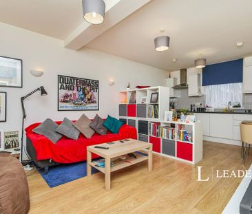 1 bedroom flat to rent - Photo 2