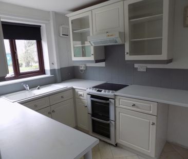 2 bedroom maisonette to rent - Photo 3