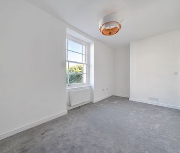 4 bedroom terraced house to rent - Photo 6