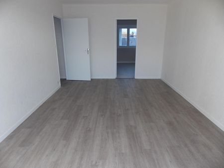 Location Appartement 3 pièces 62m² ST CYR SUR LOIRE 37540 - Photo 3