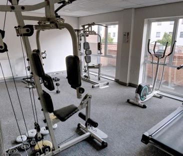 Studio to rent - Photo 2