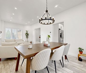 For Lease - 1847 Swan Street, Innisfil, Ontario - Photo 2