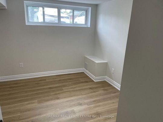 For Lease - 37 Edgemont Drive Unit# Lower, Brampton, Ontario - Photo 1