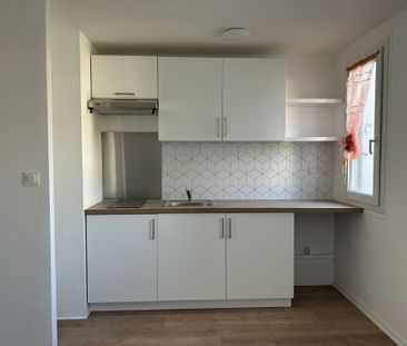 Location Appartement 1 pièce 26m² TROYES 10000 - Photo 1